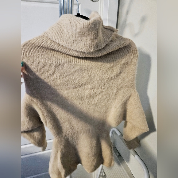 Korean Style Mini Sweater Dress - Picture 4 of 8